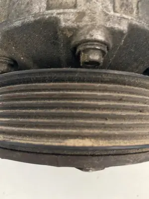 Foto de COMPRESOR AIRE ACONDICIONADO SIN MARCA SIN MODELO referencia 8200705022 foto 3