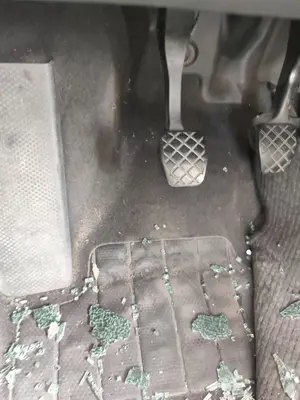 Foto de PEDAL EMBRAGUE VOLKSWAGEN TOURAN (1T1) 1.9 TDI (105 CV / 77 KW)