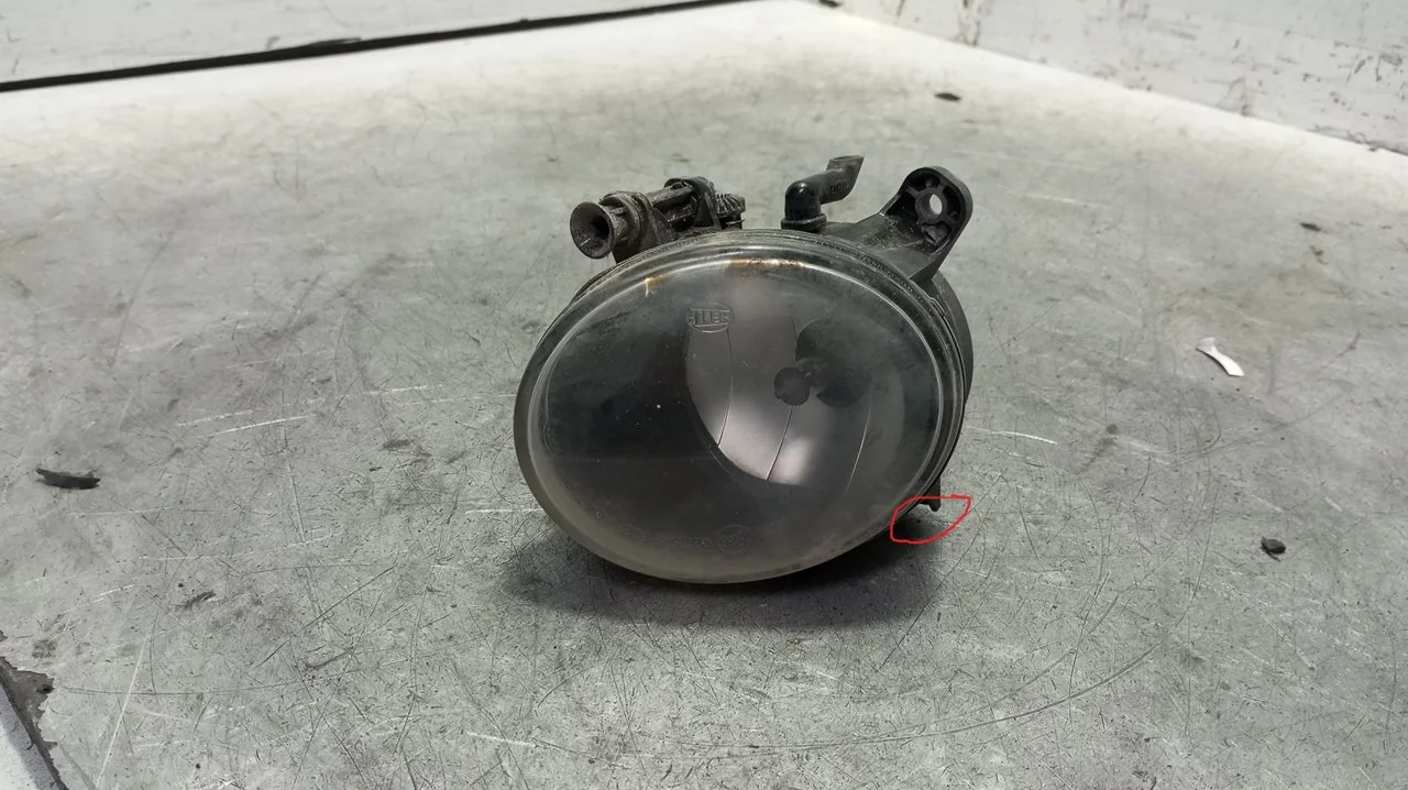 Foto de FARO ANTINIEBLA DERECHO AUDI A4 BERLINA (8K2) 1.8 16V TFSI (120 CV / 88 KW) referencia 8T0941700