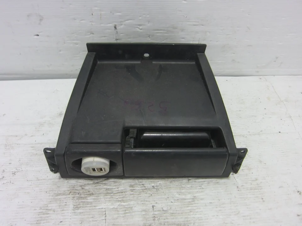 Foto de CENICERO MG ROVER ROVER 45 (T/RT) 1.4 16V CAT (103 CV / 76 KW)