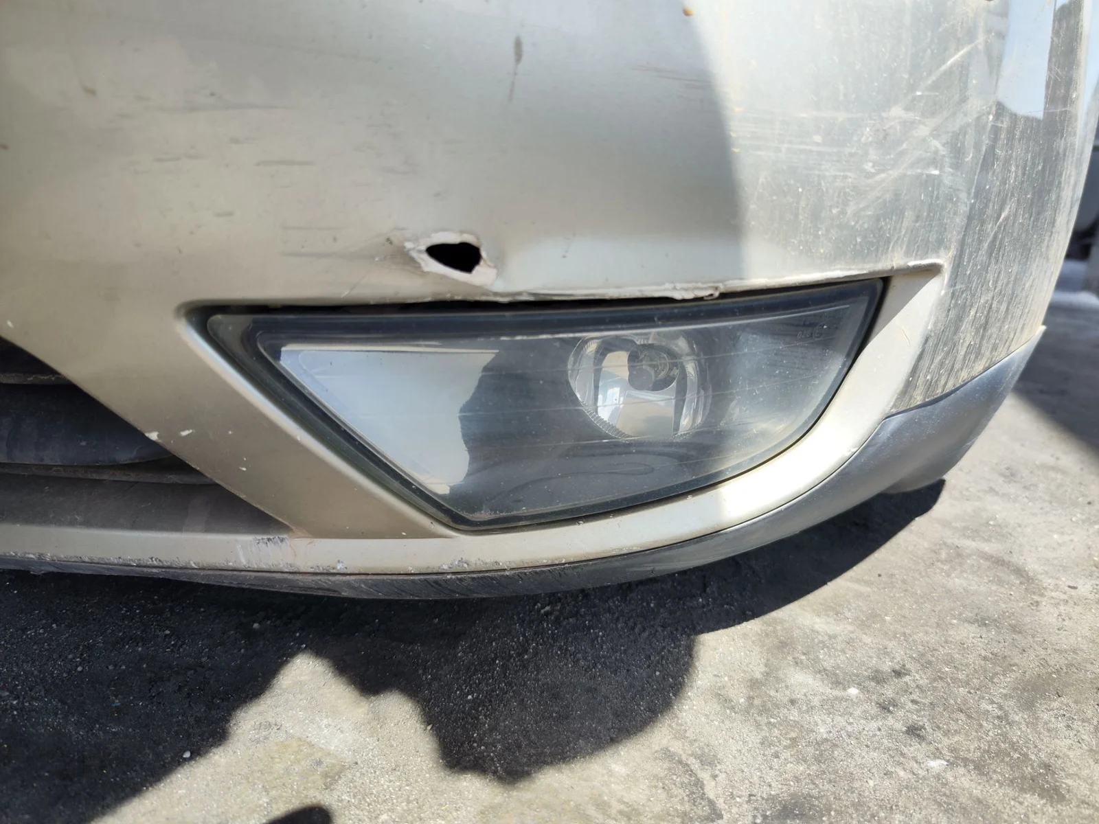 Foto de FARO ANTINIEBLA IZQUIERDO FORD MONDEO BERLINA (GE) 2.0 TDCi CAT (131 CV / 96 KW) referencia 1331777