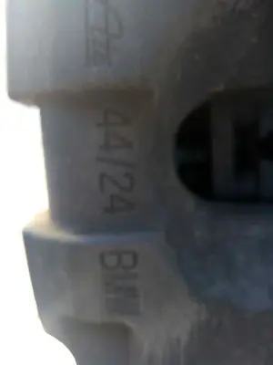 Foto de PINZA DE FRENO TRASERA IZQUIERDA BMW SERIE 5 GRAN TURISMO (F07) 3.0 24V Turbo (306 CV / 225 KW) foto 3