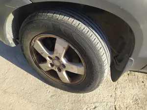 Foto de BRAZO SUSPENSION DELANTERO IZQUIERDO HYUNDAI TUCSON (JM) 2.0 CRDi CAT (113 CV / 83 KW)