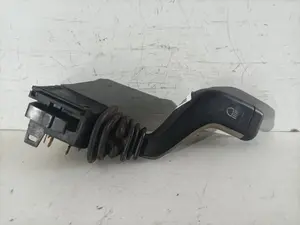 Foto de MANDO INTERMITENTES OPEL ASTRA G BERLINA 1.7 Turbodiesel CAT (X 17 DTL / 2H8) (68 CV / 50 KW) referencia 90560990