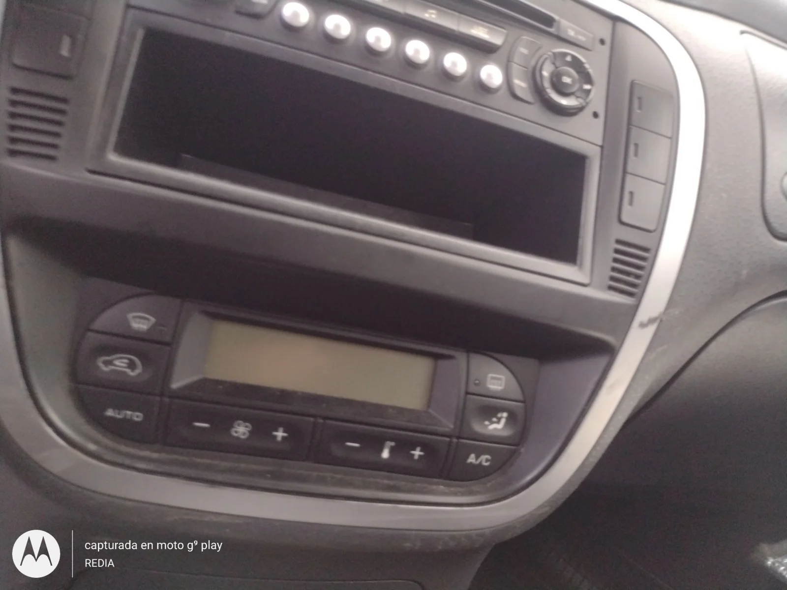 Foto de VENTILADOR CALEFACCION CITROEN C3 1.4 HDi (68 CV / 50 KW)
