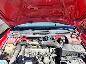 Foto de TORPEDO VOLKSWAGEN GOLF IV BERLINA (1J1)(10.1997) 1.9 TDI (90 CV / 66 KW)
