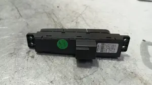 Foto de INTERRUPTOR MG HS 1.5 Turbo (161 CV / 119 KW) referencia 10581215 foto 3
