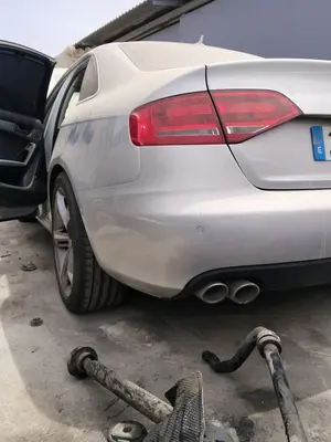 Foto de PARAGOLPES TRASERO AUDI A4 BERLINA (8K2) 2.0 16V TDI (143 CV / 105 KW) foto 2