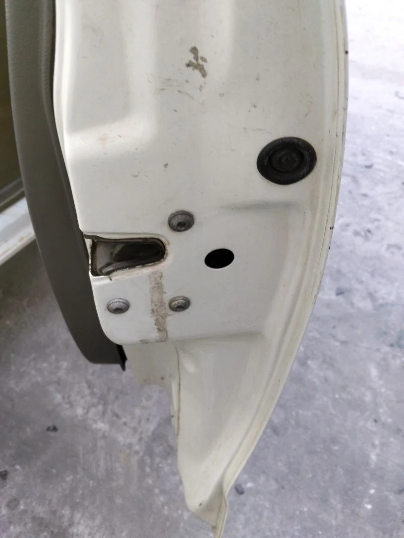 Foto de CERRADURA PUERTA DELANTERA DERECHA SEAT IBIZA (6K1) 1.9 TDI (90 CV / 66 KW) referencia 6K4837016D