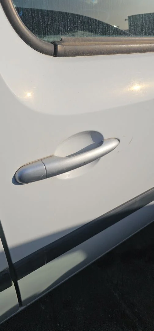 Foto de MANETA EXTERIOR DELANTERA DERECHA RENAULT KANGOO II (F/KW0) 1.5 dCi Diesel FAP (90 CV / 66 KW) referencia 7701478188