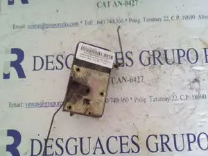 Foto de CERRADURA PUERTA LATERAL DERECHA PEUGEOT 206 BERLINA 4-PT.