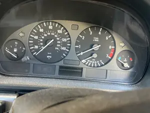 Foto de CUADRO INSTRUMENTOS BMW SERIE 5 TOURING (E39) 2.0 24V (150 CV / 110 KW)