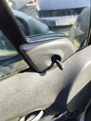 Foto de RETROVISOR IZQUIERDO CITROEN C3 1.4  (73 CV / 54 KW)