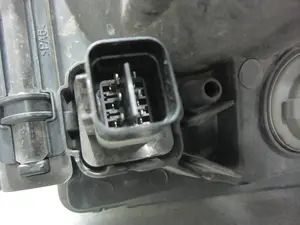 Foto de FARO DERECHO KIA SPORTAGE (KM) 2.0 CAT (141 CV / 104 KW) referencia E131750094 foto 2