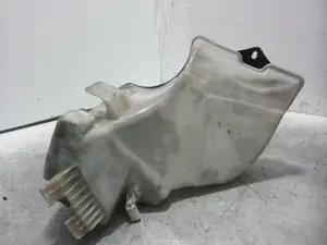 Foto de DEPOSITO LIMPIA BMW SERIE 3 BERLINA (E46) 2.5 24V CAT (170 CV / 125 KW) referencia 61667007970 foto 5