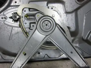 Foto de ELEVALUNAS DELANTERO DERECHO FORD FOCUS C-MAX (CAP)(2003) 2.0 TDCi CAT (136 CV / 100 KW) referencia 3M5T14B533 foto 5