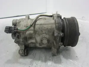 Foto de COMPRESOR AIRE ACONDICIONADO VOLKSWAGEN POLO III (6N1) referencia 6N0820803B foto 8