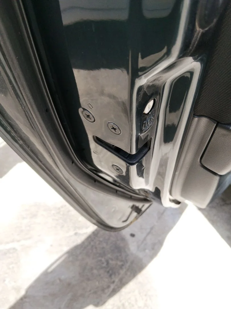 Foto de CERRADURA PUERTA TRASERA IZQUIERDA MAZDA 3 BERLINA (BK) 1.6 16V CAT (105 CV / 77 KW) referencia BP4P-72-310C