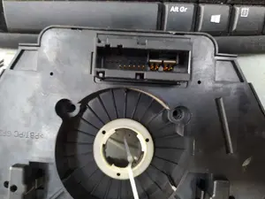 Foto de MANDO MULTIFUNCION OPEL CORSA C 1.7 16V DI CAT (Y 17 DTL / LK8) (65 CV / 48 KW) referencia 0707181578 foto 3