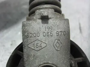 Foto de TENSOR CORREA AUXILIAR RENAULT MEGANE I FASE 2 BERLINA (BA0) 1.9 dCi Diesel CAT (102 CV / 75 KW) referencia 8200065970 foto 3
