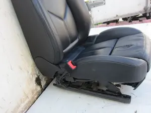 Foto de JUEGO ASIENTOS COMPLETO PORSCHE CAYENNE (TIPO 92A) referencia 918595102 foto 43