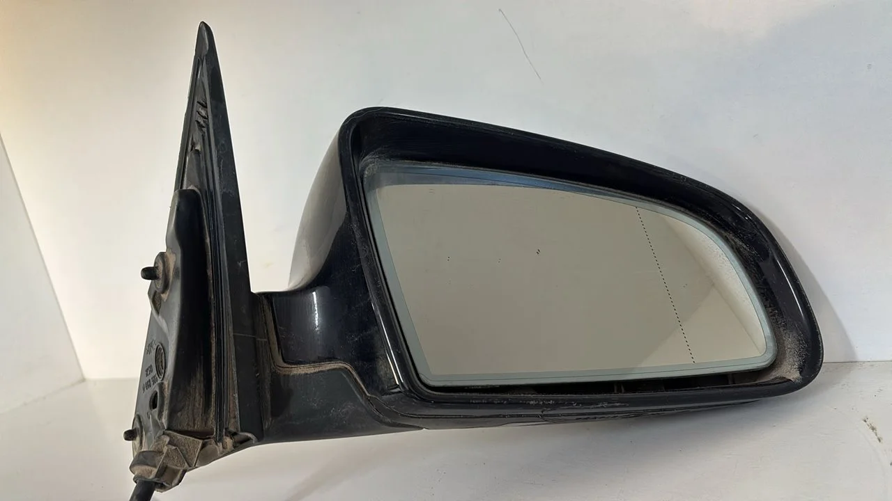 Foto de RETROVISOR DERECHO AUDI A6 AVANT (4B5) referencia 4F1 858 532 J