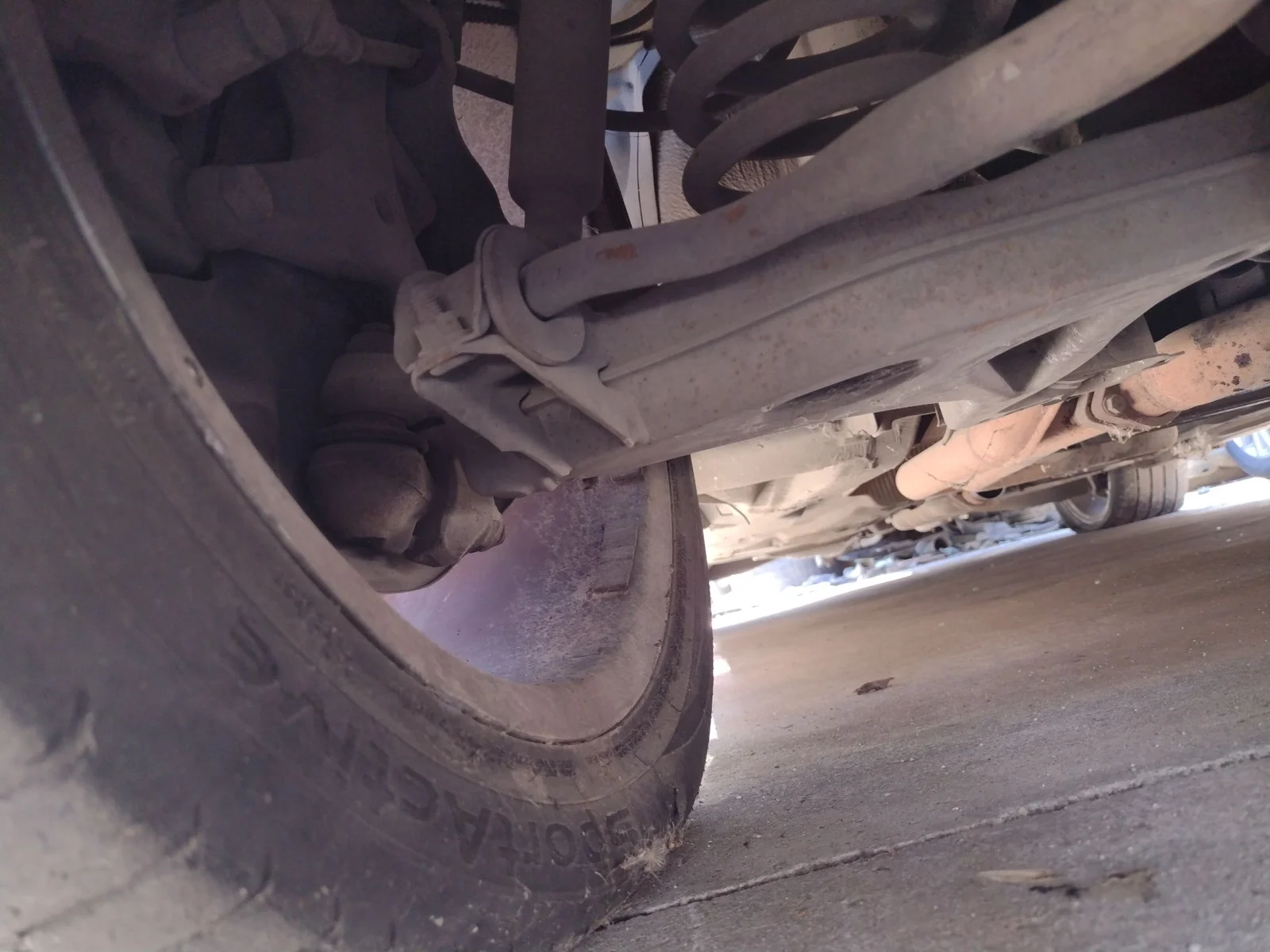 Foto de BRAZO SUSPENSION DELANTERO DERECHO MERCEDES-BENZ CLK (BM 208) COUPE 3.2 V6 18V CAT (218 CV / 160 KW)