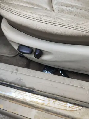 Foto de ASIENTO DELANTERO IZQUIERDO JAGUAR X-TYPE 2.1 V6 24V CAT (156 CV / 115 KW) foto 2