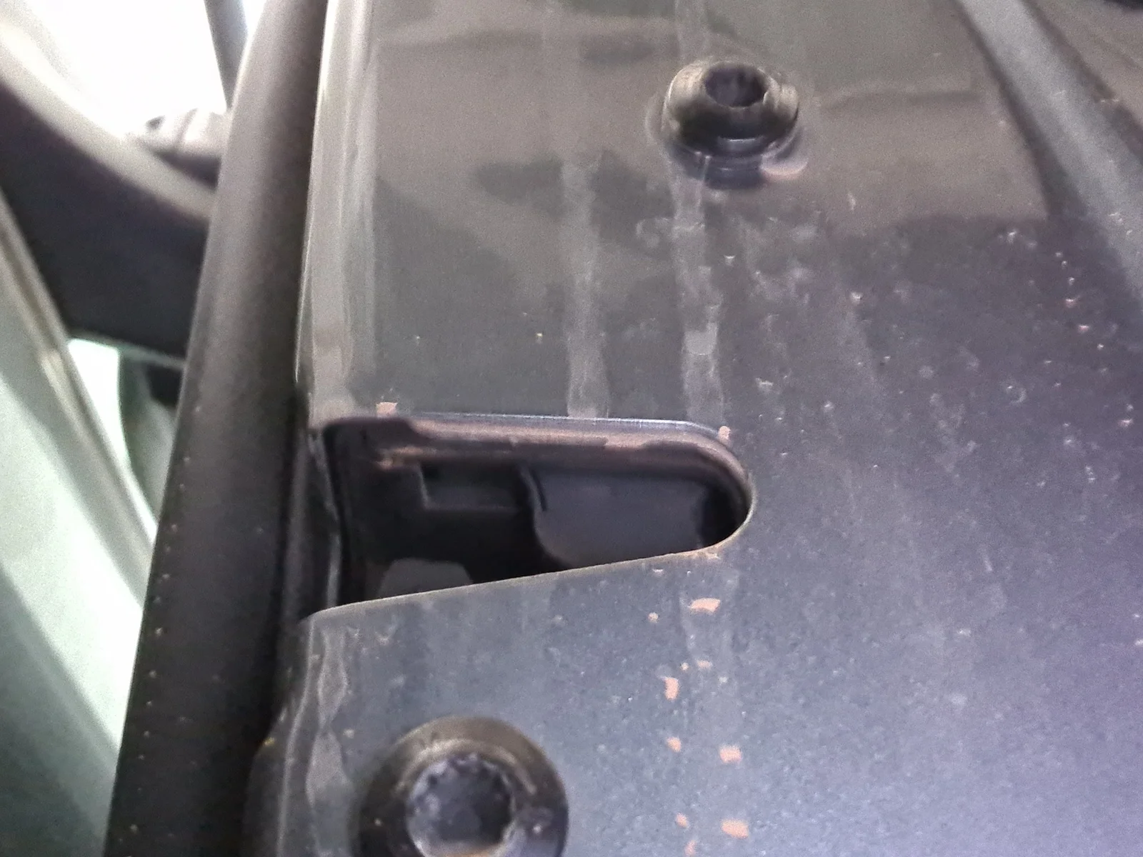 Foto de CERRADURA PUERTA DELANTERA IZQUIERDA PORSCHE CAYENNE (TIPO 9PA) 3.2 V6 CAT (250 CV / 184 KW)