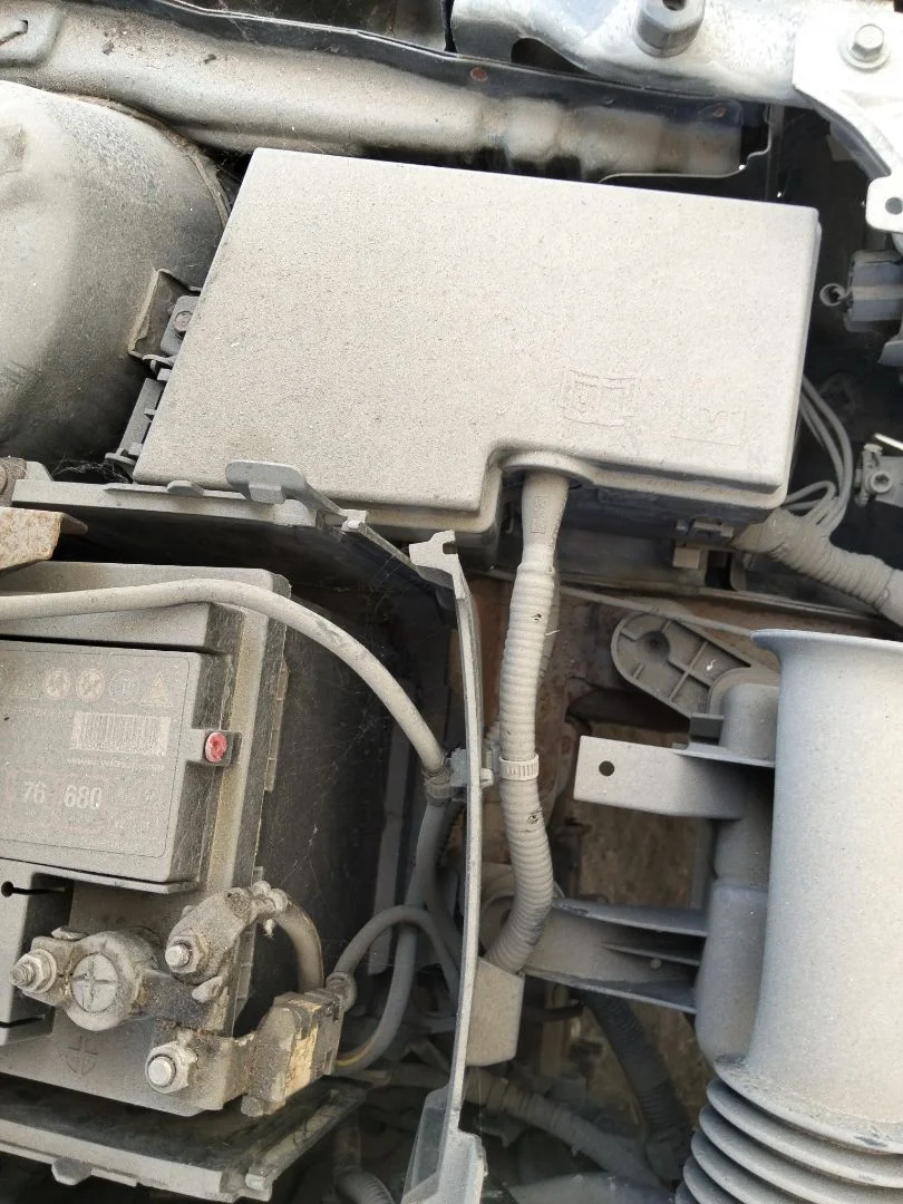 Foto de CENTRALITA MOTOR UCE MAZDA 3 BERLINA (BK) 1.6 16V CAT (105 CV / 77 KW)