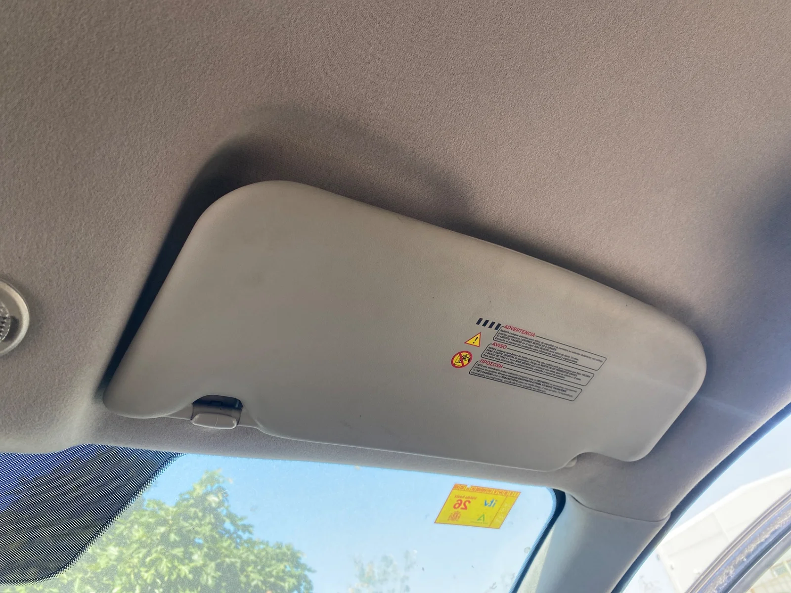 Foto de PARASOL DERECHO NISSAN QASHQAI (J10) 2.0 16V CAT (141 CV / 104 KW)