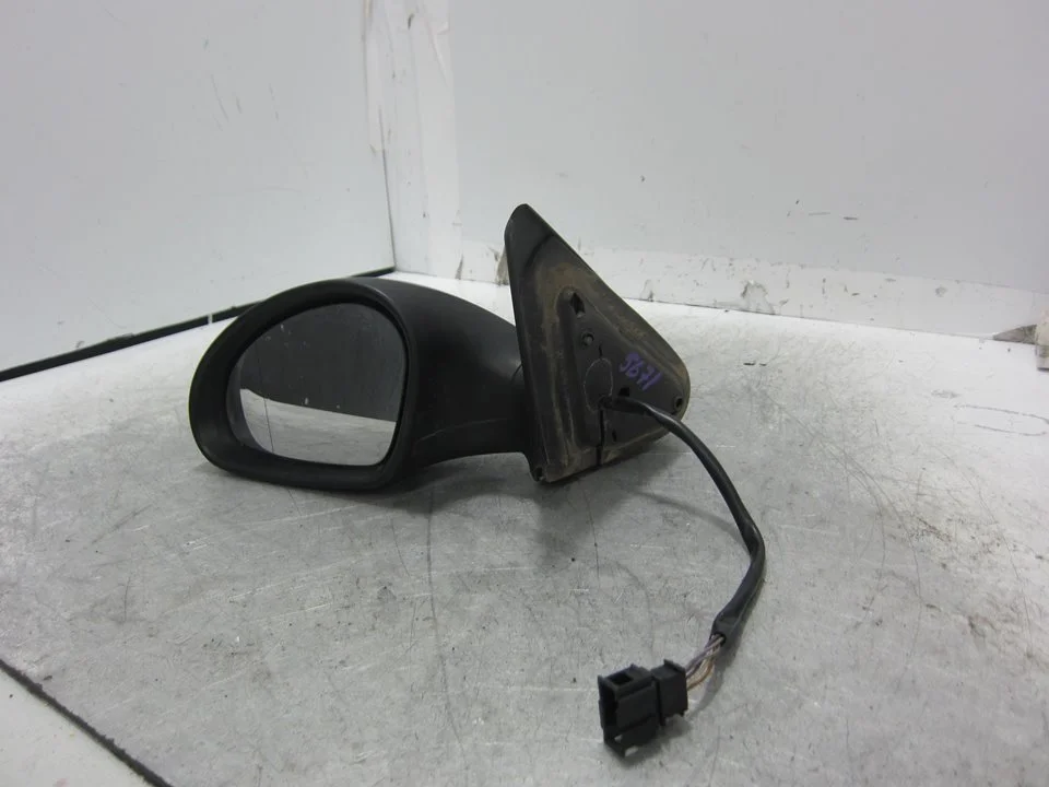Foto de RETROVISOR IZQUIERDO SEAT LEON (1M1) 1.8 20V (125 CV / 92 KW) referencia 1M0857933A