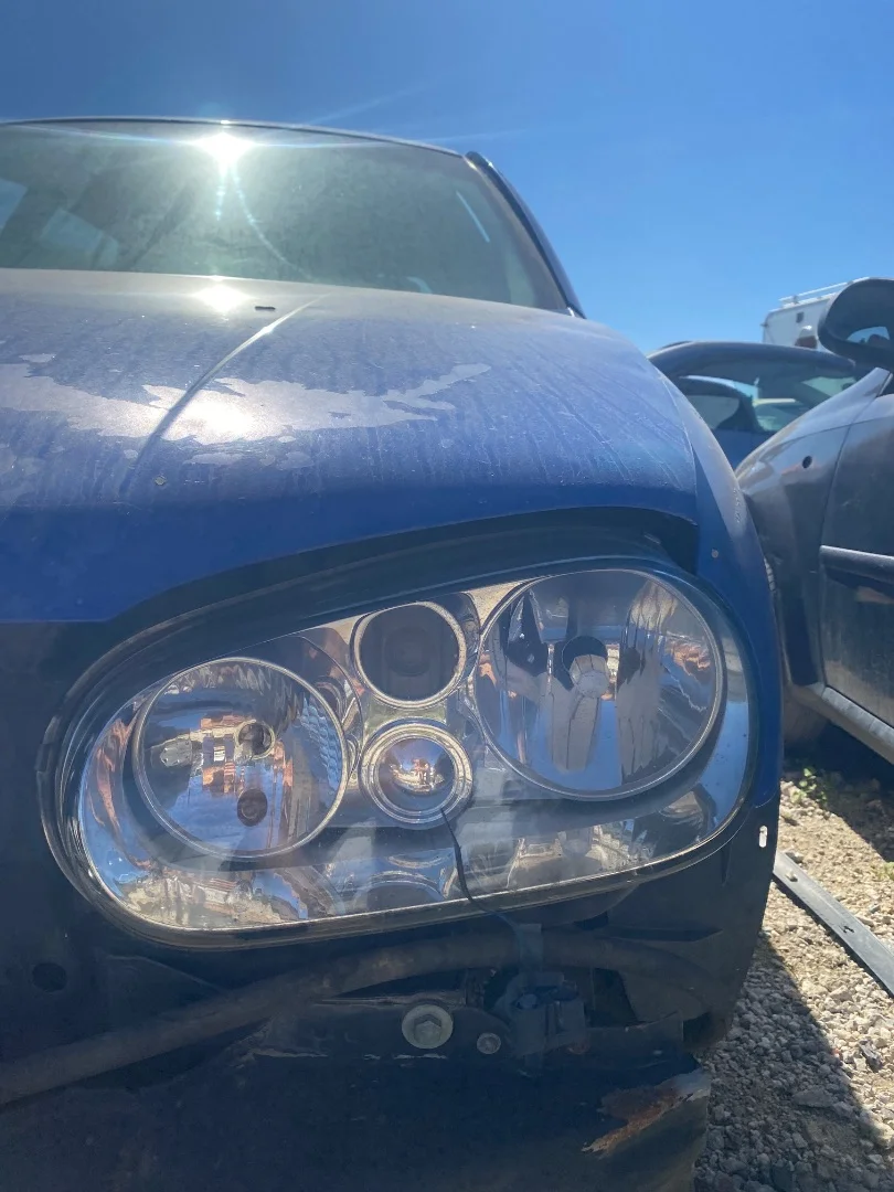 Foto de FARO IZQUIERDO VOLKSWAGEN GOLF IV BERLINA (1J1)(10.1997) 1.9 TDI (110 CV / 81 KW)