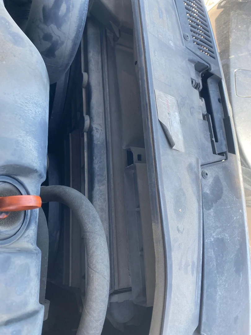 Foto de RADIADOR AGUA VOLKSWAGEN PASSAT BERLINA (3C2) 2.0 TDI (140 CV / 103 KW) referencia 1K0121251AB