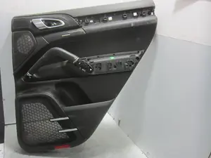 Foto de GUARNECIDO PUERTA TRASERA DERECHA PORSCHE CAYENNE (TIPO 92A) 3.6 CAT (299 CV / 220 KW) referencia 7P5867212 foto 1