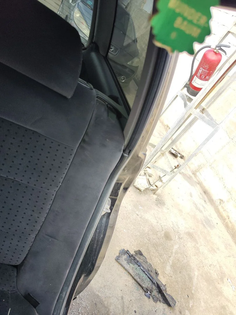 Foto de CINTURON SEGURIDAD TRASERO IZQUIERDO VOLKSWAGEN PASSAT VARIANT (3B5) 1.9 TDI (110 CV / 81 KW)