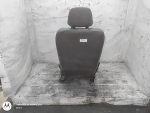 Foto de ASIENTO DELANTERO IZQUIERDO MITSUBISHI MONTERO (V20/V40) 2.8 Turbodiesel (125 CV / 92 KW) foto 10