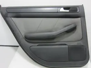 Foto de GUARNECIDO PUERTA TRASERA IZQUIERDA AUDI ALLROAD QUATTRO QUATTRO (4B5) 2.5 V6 24V TDI (180 CV / 132 KW) referencia 4B0863981A foto 3
