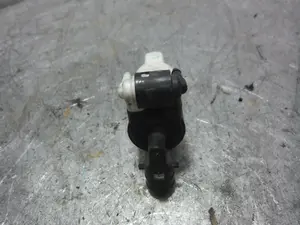 Foto de BOMBA LIMPIA RENAULT CLIO III 1.5 dCi Diesel (68 CV / 50 KW) referencia 8200067015 foto 2