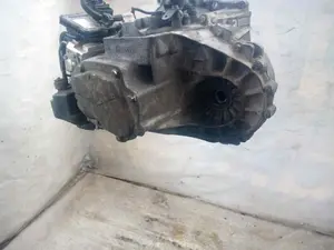 Foto de CAJA CAMBIOS CITROEN C4 BERLINA 1.6 HDi FAP (112 CV / 82 KW) referencia 9674693580 foto 6