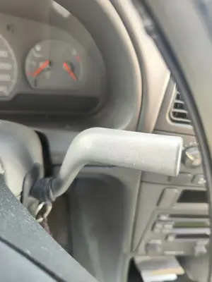 Foto de MANDO LIMPIA VOLVO S40 BERLINA 1.9 Diesel CAT (116 CV / 85 KW)