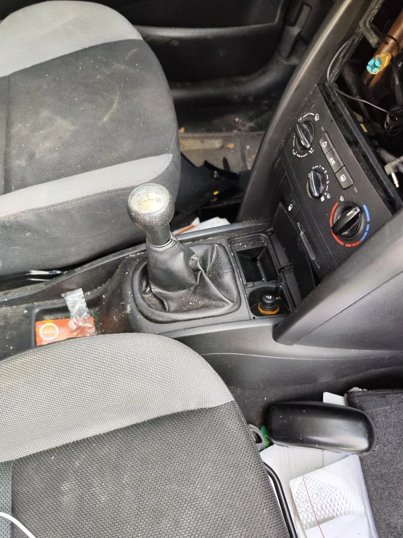 Foto de VARILLAJE CAMBIO PEUGEOT 207 1.4 HDi (68 CV / 50 KW)
