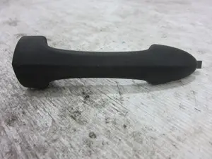 Foto de MANETA EXTERIOR DELANTERA IZQUIERDA FORD FOCUS BERLINA (CAK) 1.8 TDDI Turbodiesel CAT (90 CV / 66 KW) referencia XS41A22404
