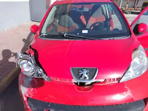 Foto de CAPO PEUGEOT 107 1.0 CAT (384F) (68 CV / 50 KW)