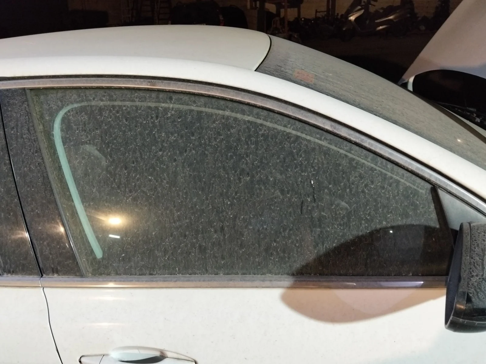 Foto de LUNA DELANTERA DERECHA PEUGEOT 308