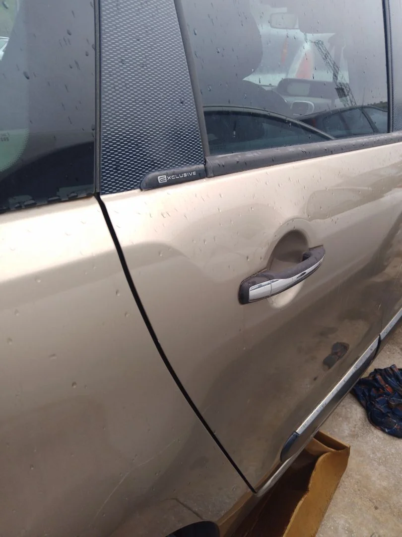 Foto de CERRADURA PUERTA TRASERA DERECHA CITROEN C3 PICASSO 1.6 16V (120 CV / 88 KW)