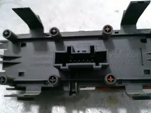 Foto de WARNING RENAULT MEGANE II BERLINA 5P 1.9 dCi Diesel (120 CV / 88 KW) referencia 8200107808 foto 3