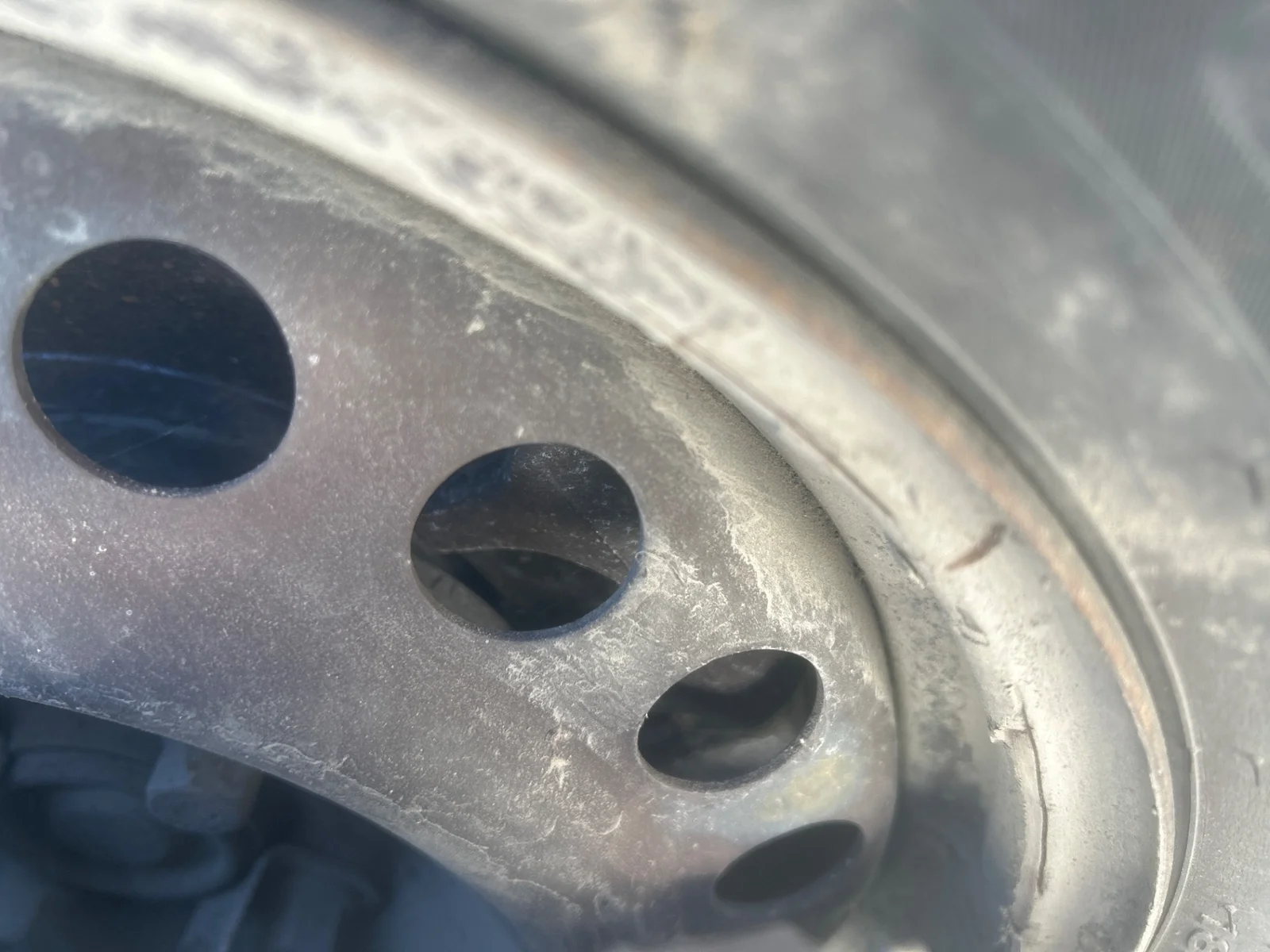 Foto de PINZA DE FRENO TRASERA IZQUIERDA OPEL MERIVA 1.6 16V (101 CV / 74 KW) referencia 93179158