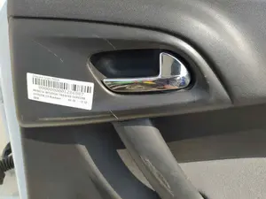 Foto de MANETA INTERIOR TRASERA DERECHA CITROEN C3 1.4 HDi (68 CV / 50 KW)