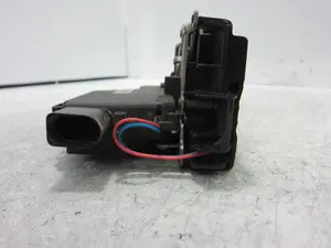 Foto de CERRADURA PUERTA DELANTERA IZQUIERDA SKODA OCTAVIA COMBI (1U5) 1.9 TDI (101 CV / 74 KW) referencia C3B1837015A foto 7